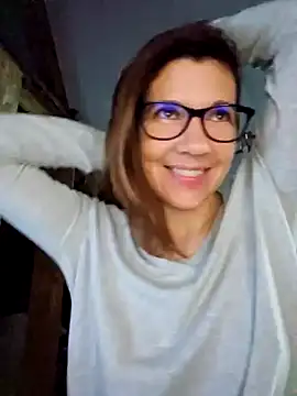 Snapshot of Lina_lou4 chatting on December 13, 2024, 7:25 am Lina lou4 online show from December 13, 2024, 7:25 am