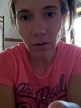 Snapshot of Lina_lou4 chatting on March 5, 2025, 2:45 pm Lina lou4 online show from March 5, 2025, 2:45 pm