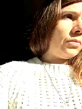 Snapshot of Lina_lou4 chatting on March 18, 2025, 8:14 am Lina lou4 online show from March 18, 2025, 8:14 am