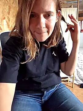 Snapshot of Lina_lou4 chatting on September 8, 2025, 3:55 pm Lina lou4 online show from September 8, 2025, 3:55 pm
