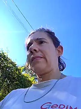 Snapshot of Lina_lou4 chatting on September 18, 2025, 2:08 pm Lina lou4 online show from September 18, 2025, 2:08 pm