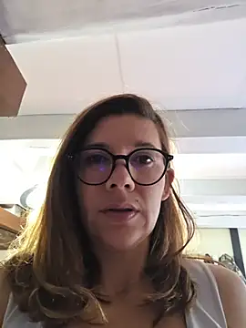 Lina lou4 online show from April 15, 2026, 7:26 am