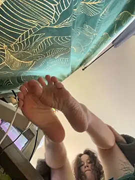 SuzieWanKenobi online show from September 29, 2025, 9:14 am