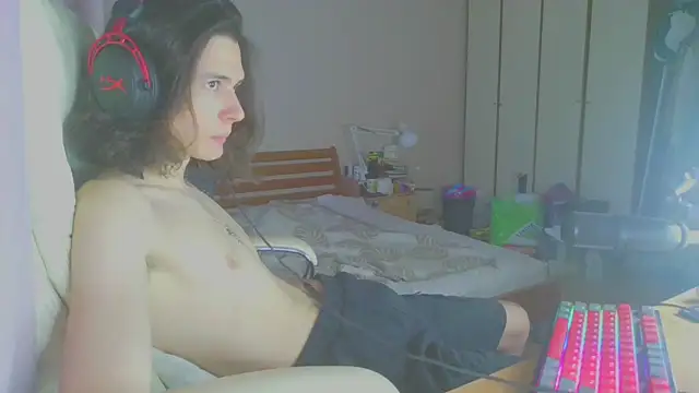 CandyChell online show from January 8, 2025, 12:05 pm