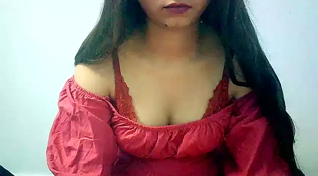 lovelydesi21 online show from February 14, 2025, 7:49 am
