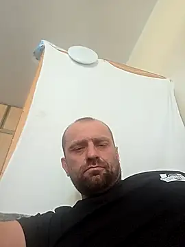 Roman0798 online show from September 28, 2025, 12:21 pm