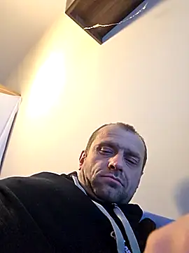 Roman0798 online show from October 24, 2025, 5:26 am