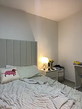 Snapshot of I_am_kat chatting on December 5, 2024, 1:58 am I am kat online show from December 5, 2024, 1:58 am