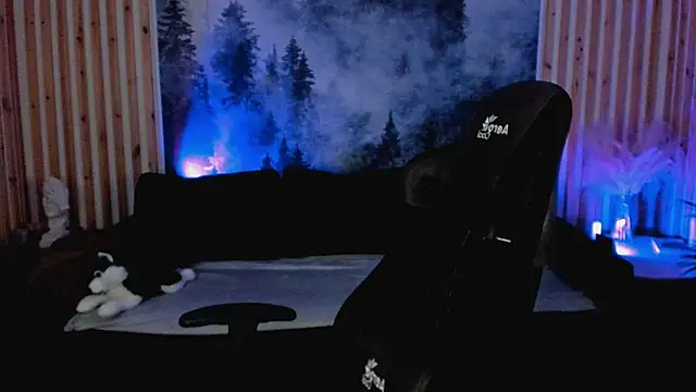 EmilyWilden online show from November 4, 2025, 8:13 am