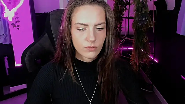 EmilyWilden online show from November 6, 2025, 8:37 am