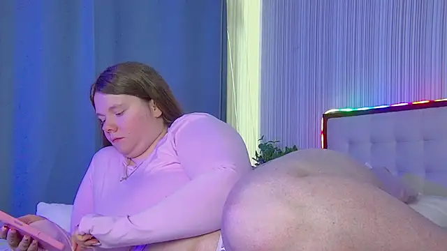 Snapshot of RubyValen chatting on May 15, 2026, 1:34 am RubyValen online show from May 15, 2026, 1:34 am