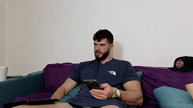 Snapshot of TheTopAlex chatting on December 3, 2024, 7:32 am TheTopAlex online show from December 3, 2024, 7:32 am