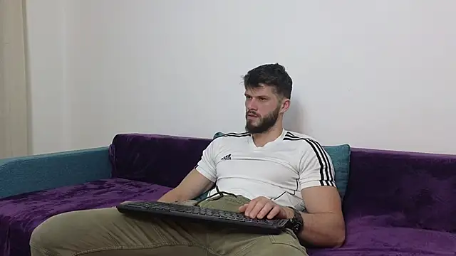 Snapshot of TheTopAlex chatting on February 22, 2025, 9:34 am TheTopAlex online show from February 22, 2025, 9:34 am