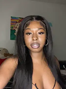 TinyBlazian901 online show from May 6, 2026, 3:13 am