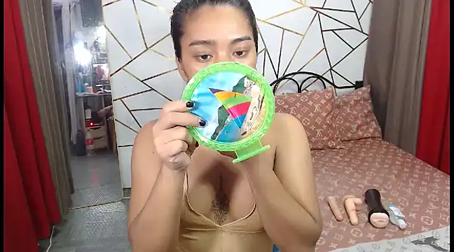 WildTsYhannaUncut online show from March 9, 2025, 2:43 pm