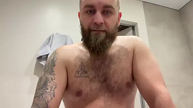 Bear bear  online show from November 9, 2025, 8:45 am