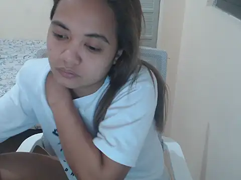 Snapshot of xTheLastVIRGINx chatting on September 20, 2025, 3:24 pm xTheLastVIRGINx online show from September 20, 2025, 3:24 pm