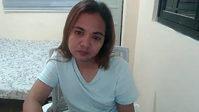 Snapshot of xTheLastVIRGINx chatting on October 5, 2025, 5:00 pm xTheLastVIRGINx online show from October 5, 2025, 5:00 pm