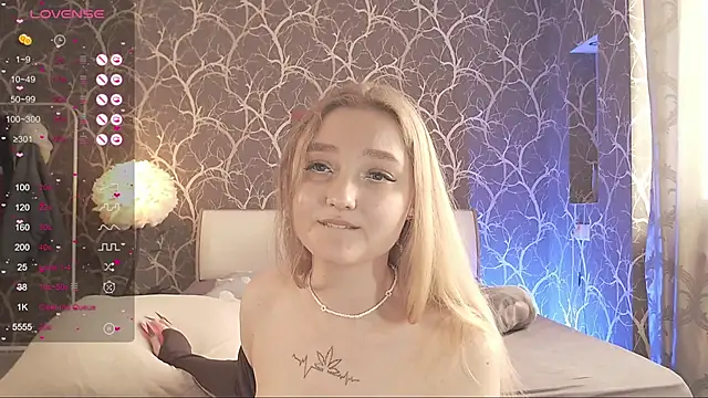 MiaMiaMeow online show from March 21, 2026, 1:48 pm