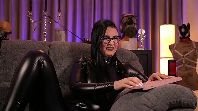 kelly kent online show from December 13, 2024, 2:10 am