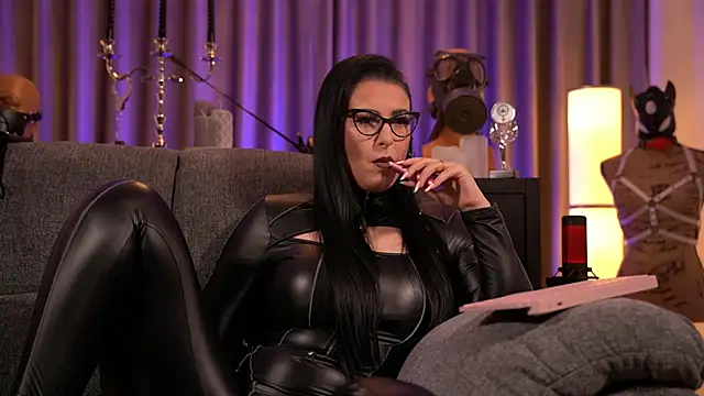 kelly kent online show from December 16, 2024, 12:37 am