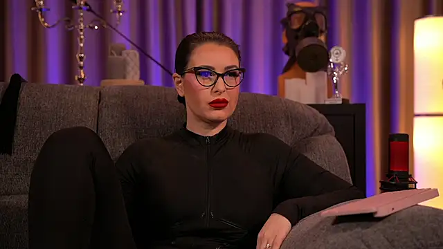 kelly kent online show from February 3, 2025, 10:54 pm