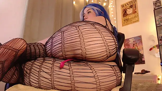 Emmy Ruiz online show from February 1, 2026, 4:11 am