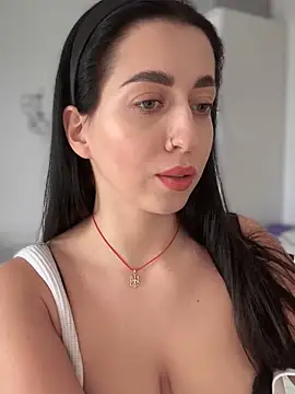 Snapshot of Emylia chatting on January 24, 2025, 1:03 pm Emylia online show from January 24, 2025, 1:03 pm