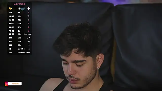 Arkaikomz online show from January 19, 2025, 7:36 am