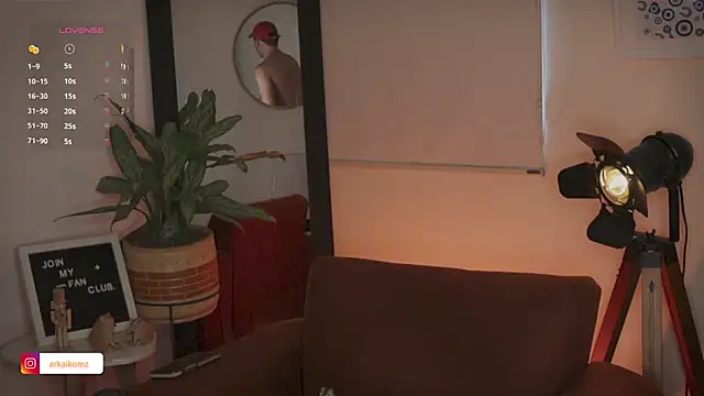 Arkaikomz online show from March 21, 2025, 9:23 pm