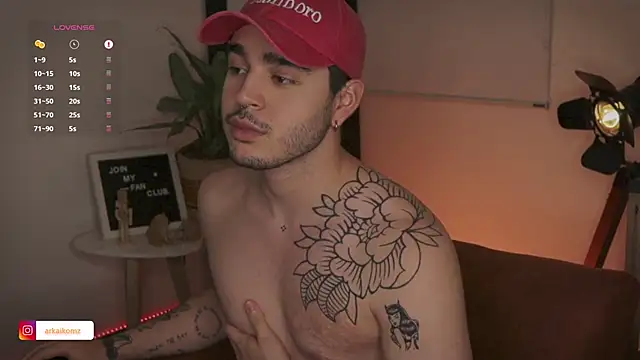 Arkaikomz online show from March 22, 2025, 3:30 am