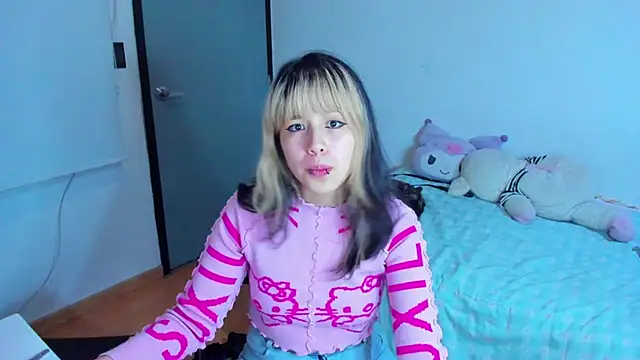 Akane-Mou online show from December 27, 2024, 8:45 am