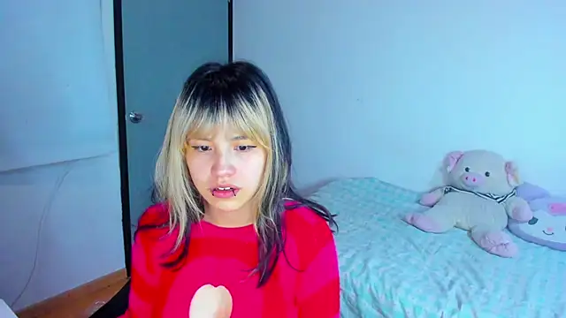 Akane-Mou online show from January 23, 2025, 5:35 am