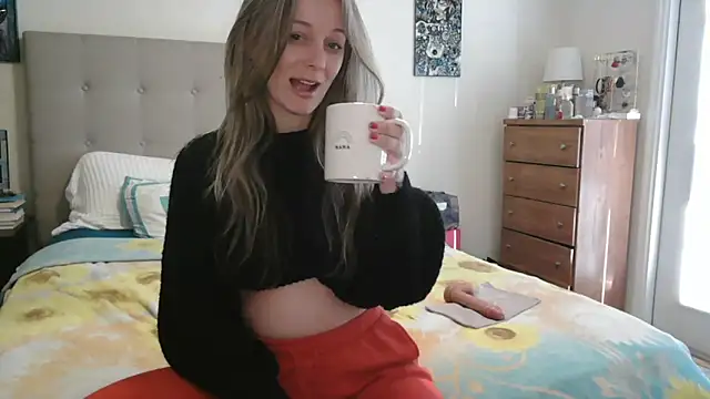 Snapshot of Heyitsmee33 chatting on February 10, 2026, 12:53 pm Heyitsmee33 online show from February 10, 2026, 12:53 pm