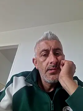 cuci45 online show from April 10, 2026, 12:43 pm