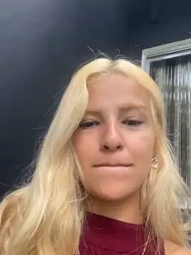 jujubinhahot online show from December 26, 2024, 11:10 am