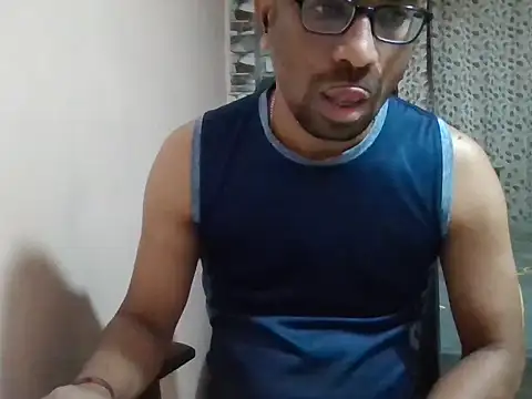 sexx4 online show from February 12, 2026, 9:10 pm