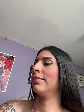 charlotte stevenss  online show from January 10, 2025, 7:43 pm