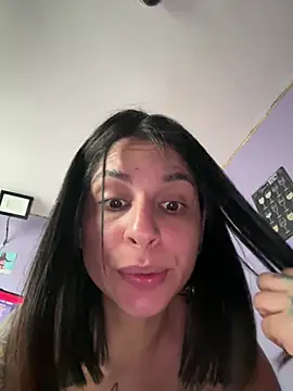 charlotte stevenss  online show from January 12, 2025, 8:14 pm