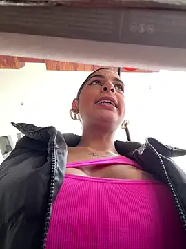 charlotte stevenss  online show from January 24, 2025, 5:32 pm