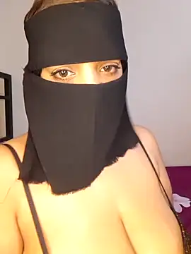 amerlov15 online show from October 8, 2025, 11:19 am