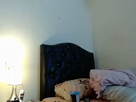 gooddes303salome online show from October 8, 2025, 3:37 am