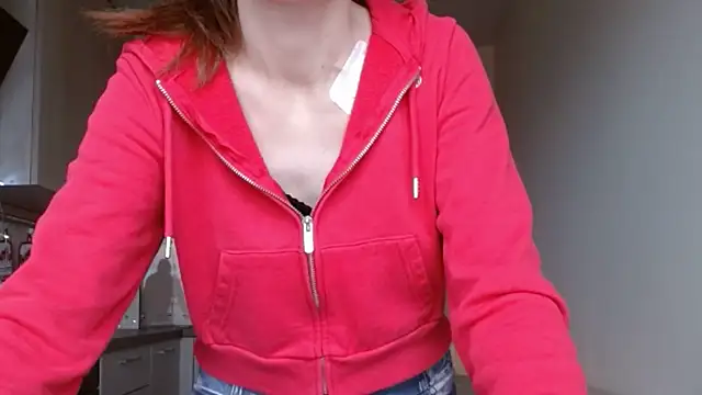 Snapshot of Popppka chatting on December 30, 2024, 12:31 pm Popppka online show from December 30, 2024, 12:31 pm