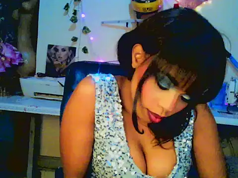 Snapshot of Anaconda2350 chatting on August 2, 2026, 12:53 am Anaconda2350 online show from August 2, 2026, 12:53 am