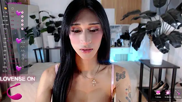 Unforttable Anisha online show from November 16, 2025, 12:22 pm