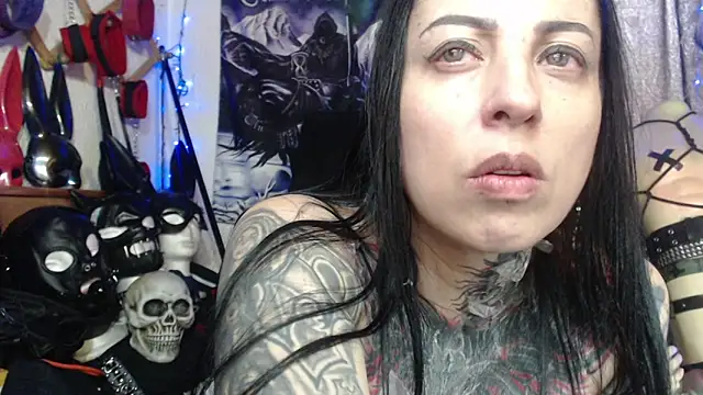 Astartexxx online show from November 5, 2025, 12:49 pm