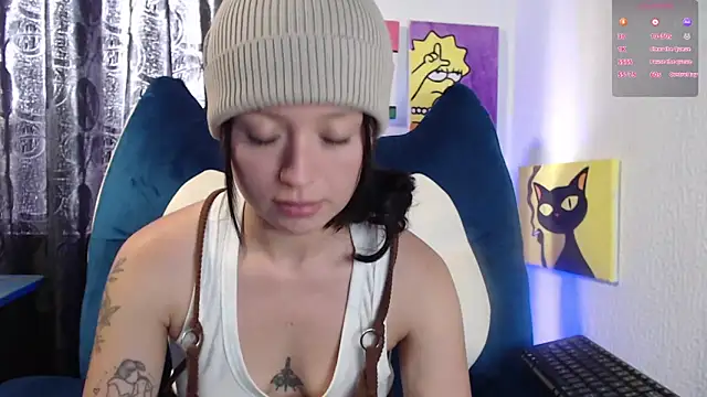 Snapshot of it_l chatting on June 18, 2026, 6:01 pm it l online show from June 18, 2026, 6:01 pm