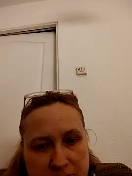 She-devilx online show from April 11, 2026, 8:13 pm