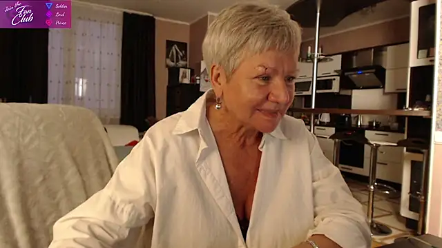 roxana brooks online show from December 14, 2024, 1:27 pm