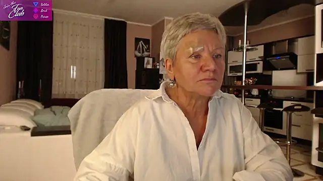 roxana brooks online show from December 15, 2024, 4:15 pm